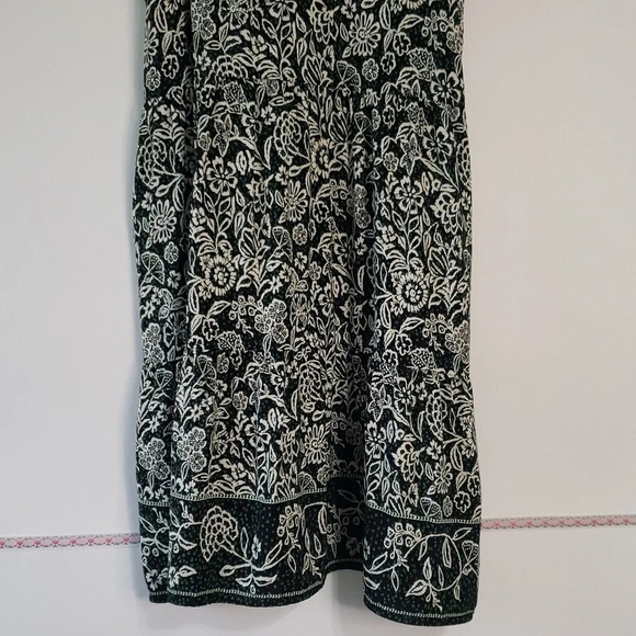 LOFT Floral Print Dress Sz Medium Smocked Green White Ruffle Cap Sleeves Cottage - Picture 9 of 14